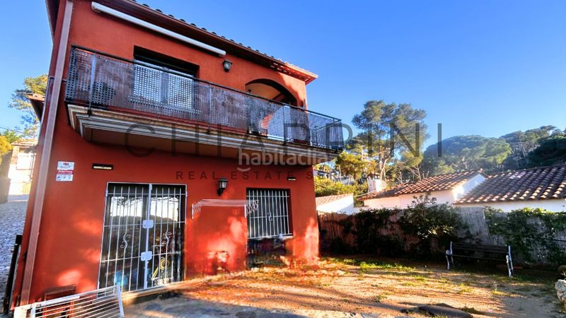 Foto 70c8d54e-fcbd-4366-ac83-607f51746d76. Casa  con vistas increíbles a la montaña en residencial Begur-esclanyà Begur