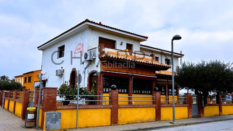 Foto 1ef81988-20ba-4b75-aa41-bb8e1b1d339d. Local comercial a Pont de Molins