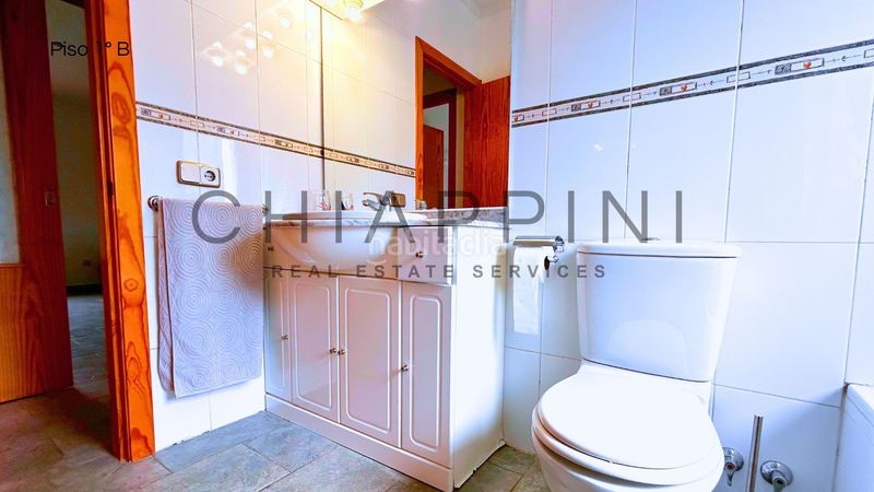 Foto e270d0fa-c45f-48ec-bf17-73614a53a4ff. Local comercial a Pont de Molins