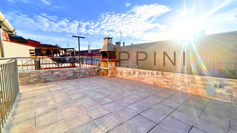 Foto 69e7ec27-d85d-4f71-8d6e-e9d9733162d5. Casa adossada amb calefacció a Torelló