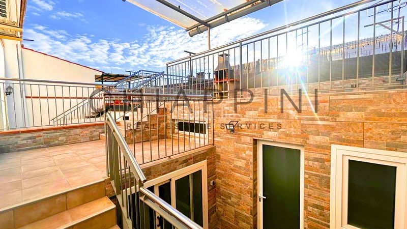 Foto ffc02da2-3177-46b0-b4e6-6bd3ca8a4f4b. Casa adossada amb calefacció a Torelló