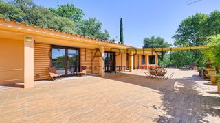 Casa a Bescan�. Vivienda en una sola planta adaptada