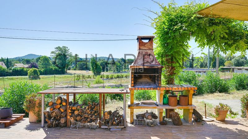 Foto f2cd85a9-4e33-4fe2-aba9-4e5c3578bbea. Casa amb calefacció a Bescanó