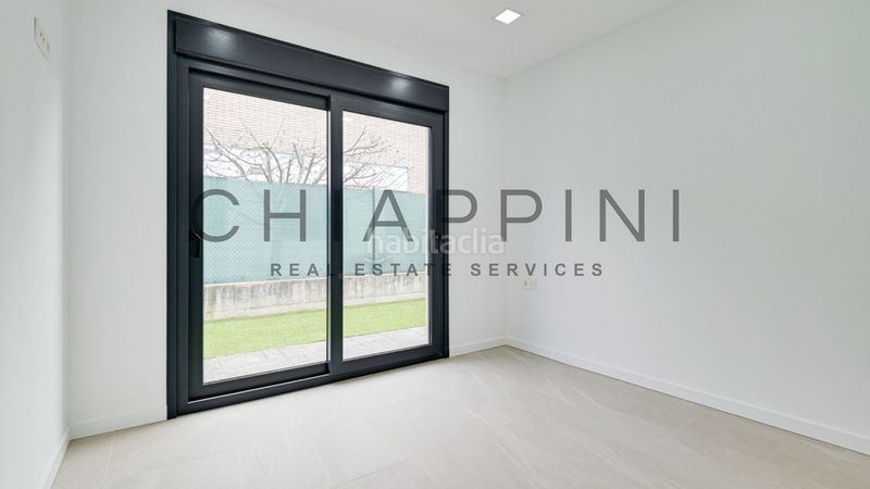 Foto e352fa93-fd08-42e6-8839-e160b2fdb41a. Chalet villa de obra nueva en Gurb