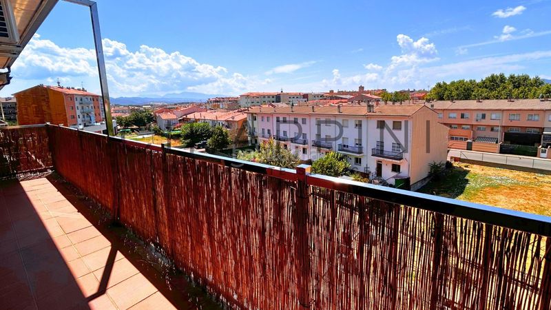 Foto 92c13699-e78c-4aaf-aef2-406a2ee4534c. Apartament amb calefacció a Manlleu