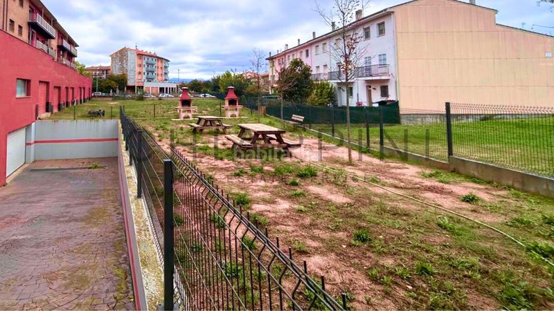 Foto bd09f058-a376-409c-8ac1-9838d24d0175. Apartament amb calefacció a Manlleu