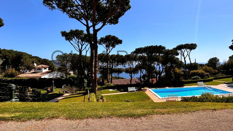 Foto 0507adce-d614-4e4c-84b4-99ea4c79e044. Etagenwohnung mit pool in Calella de Palafrugell