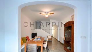 Casa adosada en Eixample. Casa con encanto en el centro