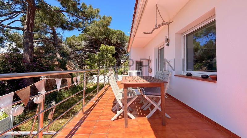 Foto 6c144332-5ee5-4a22-89c2-aa4829e65d08. Casa  autosuficiente con vistas al mar y piscina en Sant Feliu de Guíxols