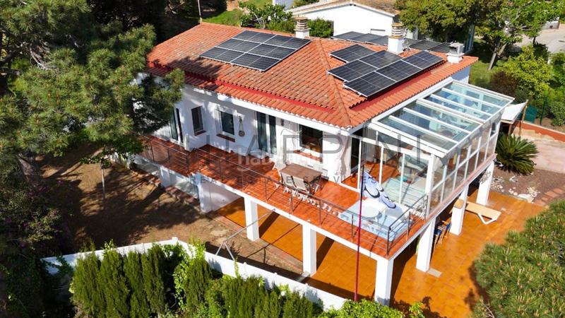 Foto a19c0645-2a21-4d64-ada6-18676fee6d54. Casa  autosuficiente con vistas al mar y piscina en Sant Feliu de Guíxols