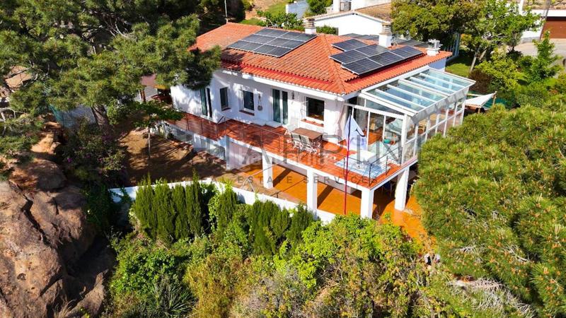 Foto e36cdc64-d135-45fc-913a-bd6bd0779a1a. Casa  autosuficiente con vistas al mar y piscina en Sant Feliu de Guíxols