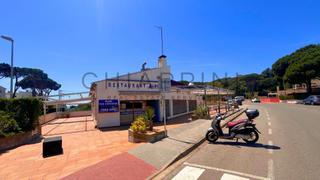Local Comercial a Calella de Palafrugell. Negocio rentable y completo con restaurante, asador, pizzería y