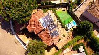 Casa a Residencial Begur-Esclanyà. Casa con placas solares