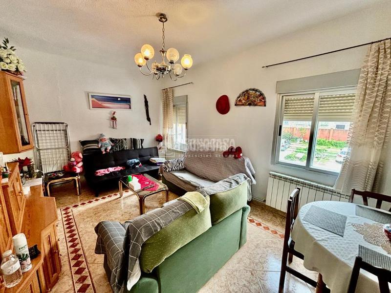 Foto 01b45eea-d3d8-44f5-a5b0-778a949af60c. Appartement avec chauffage dans Estación Ávila