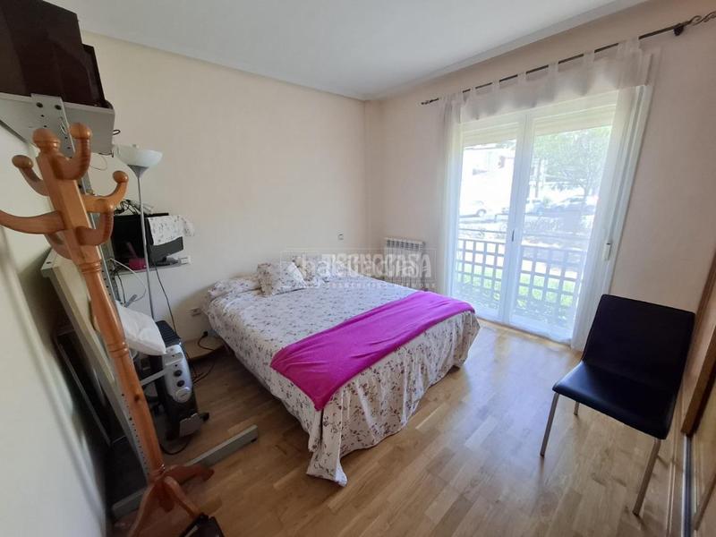 Foto 5af53146-21a5-47ab-8c13-bb6ead00451d. Doppelhaus mit heizung parking in Sur Ávila