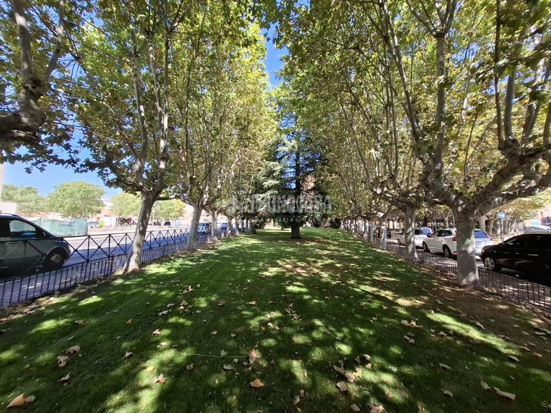 Foto 930deac2-3b80-4930-a759-fd5916466cc7. Doppelhaus mit heizung parking in Sur Ávila