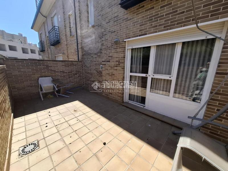 Foto c41d0f1e-aed0-4390-b0eb-f33d3cb4cead. Doppelhaus mit heizung parking in Sur Ávila