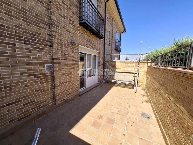 Foto d6c7182b-cd31-47ef-b808-ae0fc080d33d. Doppelhaus mit heizung parking in Sur Ávila