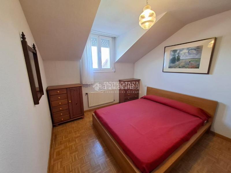 Foto d266e510-81d8-4fa4-b173-ba9f7ce15ace. Pis amb calefacció aparcament a Sónsoles Ávila