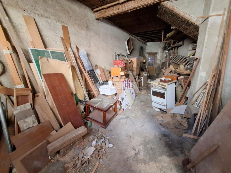 Foto 1586de5b-aee6-4a70-a541-e81f34ebc77c. Casa aparellada amb aparcament a Sur Ávila