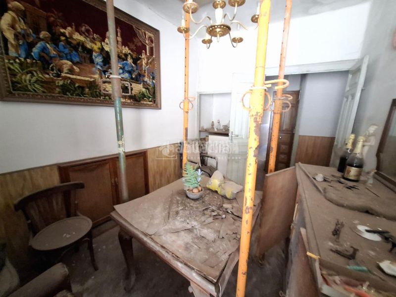 Foto 160562ac-2a59-4ac1-ad07-773a018bb140. Casa aparellada amb aparcament a Sur Ávila