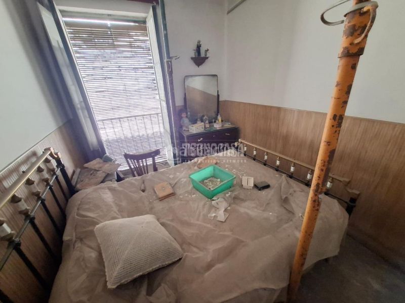 Foto c722cc37-dca7-4d31-8149-3777fb6b6ddb. Casa aparellada amb aparcament a Sur Ávila