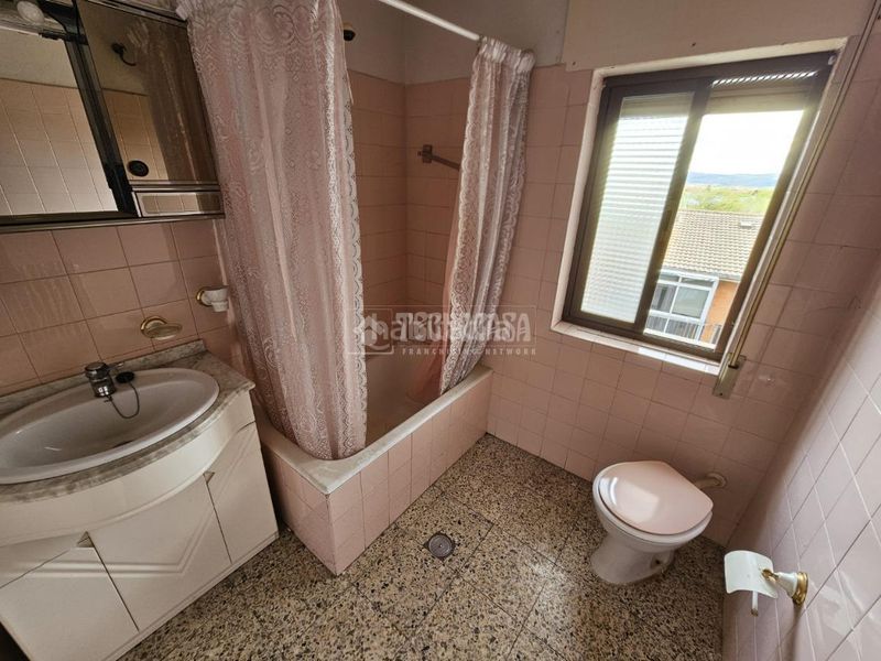 Foto a0a55b21-2532-4775-8788-9a527eba9a4a. Pis amb calefacció a Sur Ávila