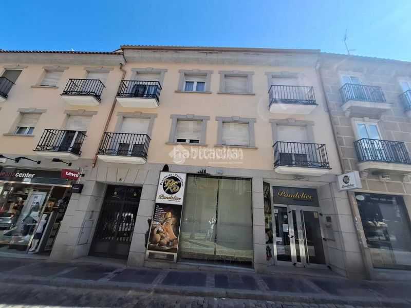 Foto fbeaf253-d230-48a6-99cf-b98229c58a55. Pis a Centro Ávila