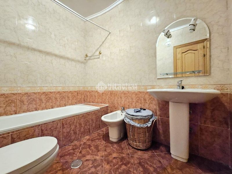 Foto 885d8e8a-a32f-43b3-879b-cf48c69eda7f. Piso  en venta en Sur Ávila
