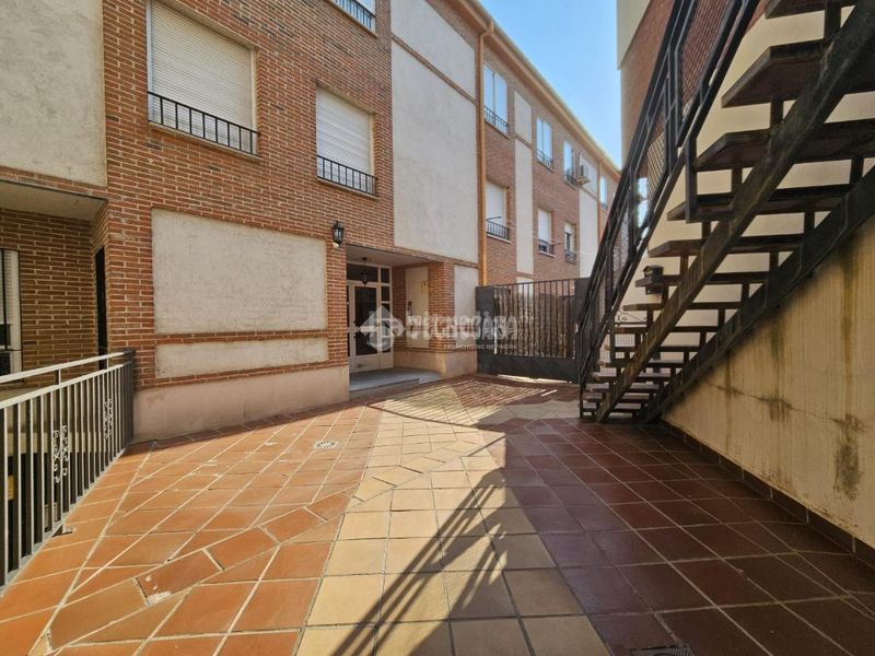 Foto ddd5b9ba-b5b1-4e7a-a395-d18c3156ae4d. Piso  en venta en Sur Ávila