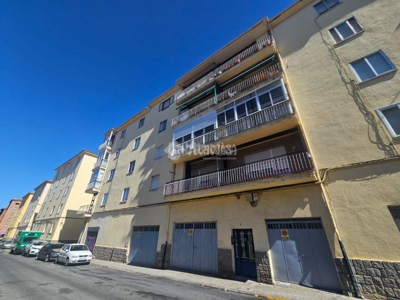 Foto 0943934f-827f-415f-8c09-52f1fb5cd82e. Etagenwohnung in Sur Ávila