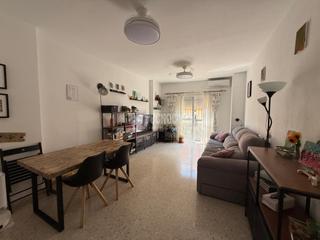 Pis a Oromana. Piso en venta en alcalá de guadaira