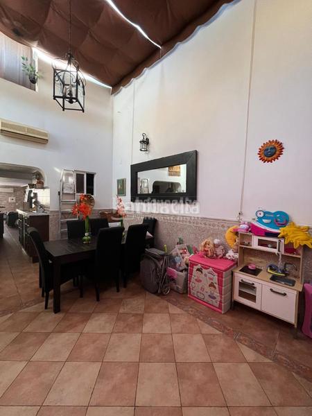 Foto 1922f267-ec7d-4956-9fef-37d5132f1263. Maison dans Nueva Alcalá Alcalá de Guadaira