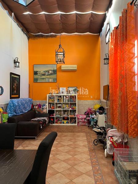 Foto c1d30d04-8af0-46bb-8808-e988ccab5569. Maison dans Nueva Alcalá Alcalá de Guadaira