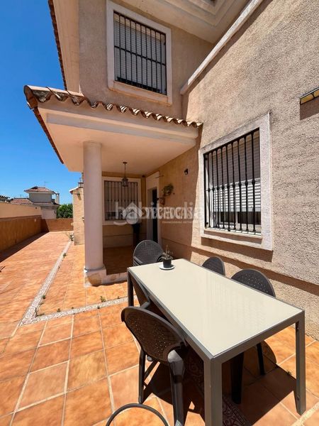 Foto b7e56ee2-0e72-40ca-afef-59a924152efe. Casa a Oromana Alcalá de Guadaira