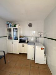 Casa aparellada a Nueva Alcalá. Casa en venta en alcalá de guadaira