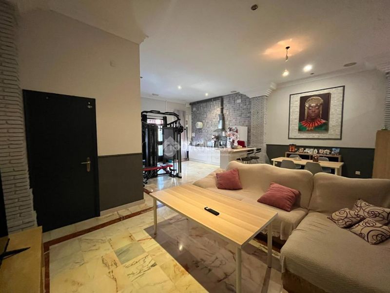 Foto 4107b244-3338-427a-922d-5e7b239a5f26. Casa a Mairena del Alcor