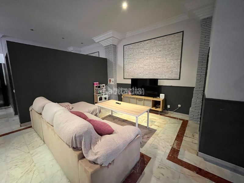 Foto 972b391f-0e7f-4f9c-829e-790c75a1a6dd. Casa a Mairena del Alcor