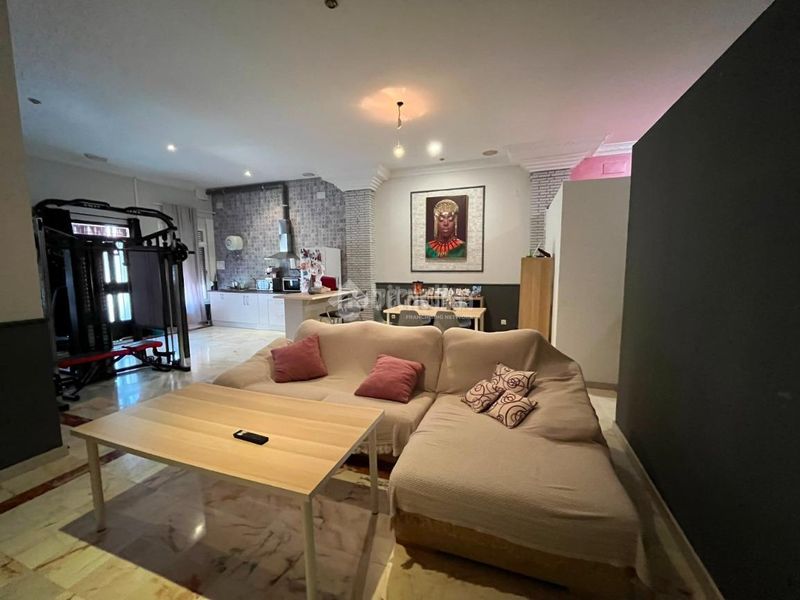 Foto adfb2cc6-a92d-43b8-a5e7-919543caba58. Casa a Mairena del Alcor