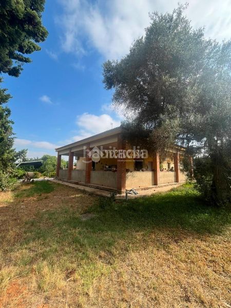 Foto 82676068-5440-461d-a694-0809a939dd06. Casa amb calefacció a Carmona