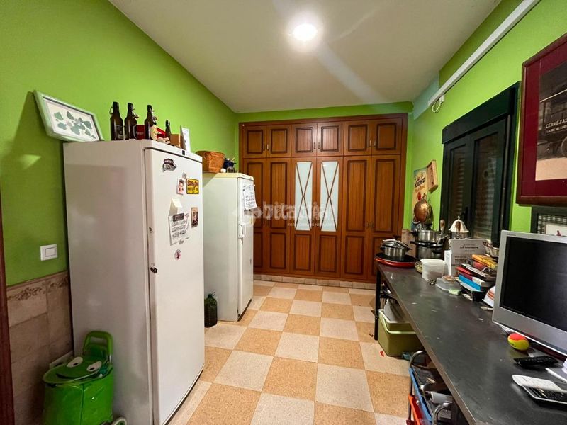 Foto c65715a3-449f-4095-a43d-9be44b8ac38b. Casa amb calefacció a Carmona