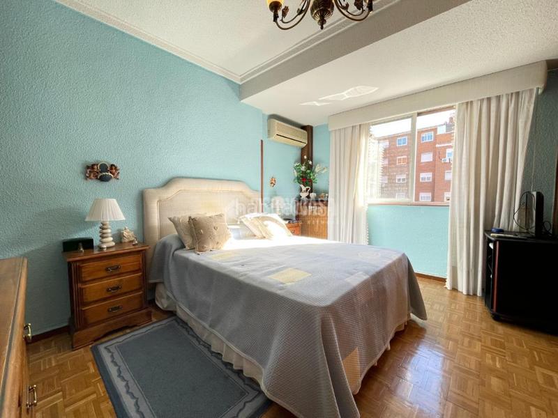 Foto 5cae5ef2-c0aa-47be-abf5-86b946ced925. Rent flat with heating in Comillas Madrid