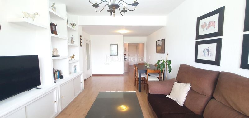 Foto 13654adc-1010-48fd-98ac-dee3392f0cb0. Rent flat with heating in Comillas Madrid