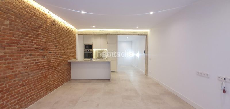 Foto ab0dc8dc-4812-4b2c-b9a8-525818b32ddd. Piso  en venta en Comillas Madrid