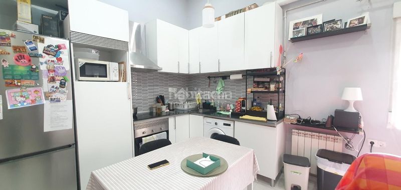 Foto 0e32a2e6-6e8e-4f18-a8b9-ff4697c3fae0. Pis amb calefacció a Comillas Madrid