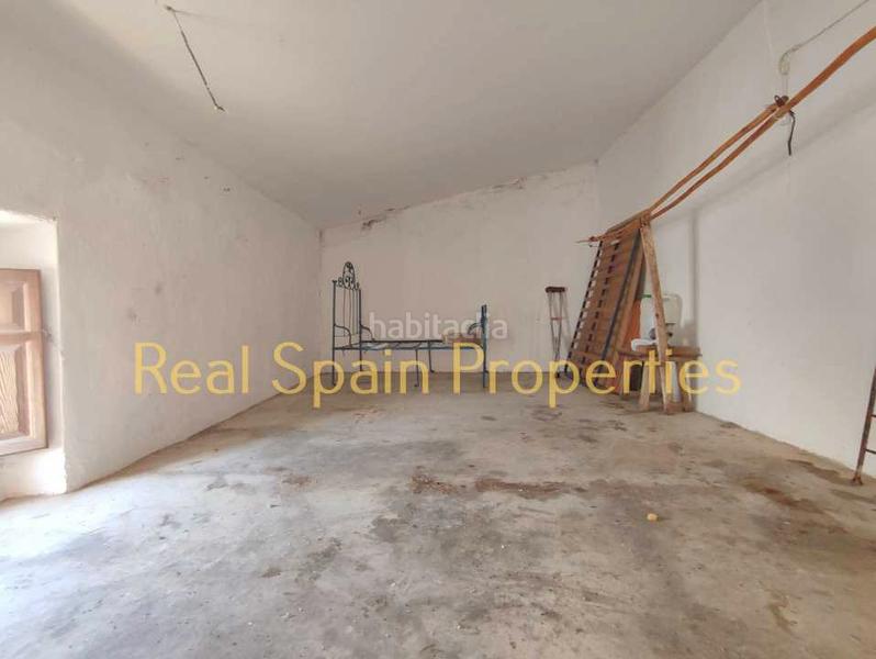 Foto c12b1e6d-d098-4ec8-bf9b-6d4566873e00. Casa adosada en Vélez - Rubio