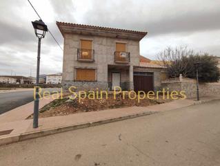 Casa adossada a María