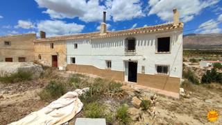 Masia a Chirivel