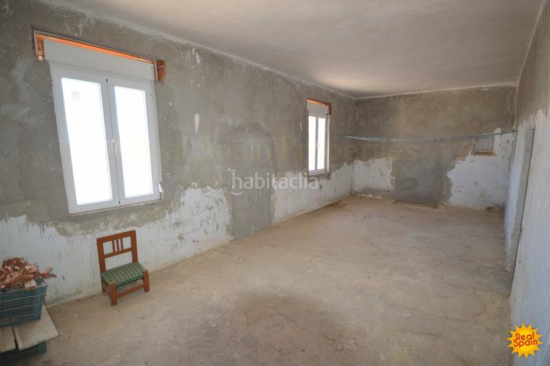 Foto d7edca5f-4c6b-4680-beb5-ab5020d7816f. Reihenhaus in Oria