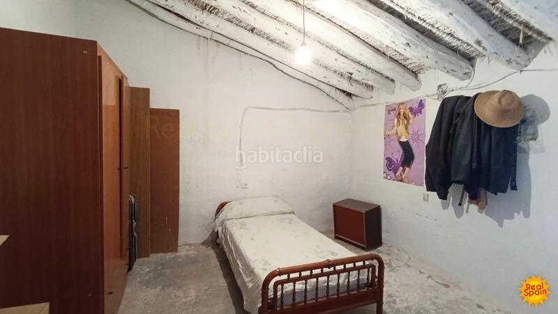 Foto 01eaa4a2-2d20-410a-859e-7dc67612e257. Casa adossada a Oria